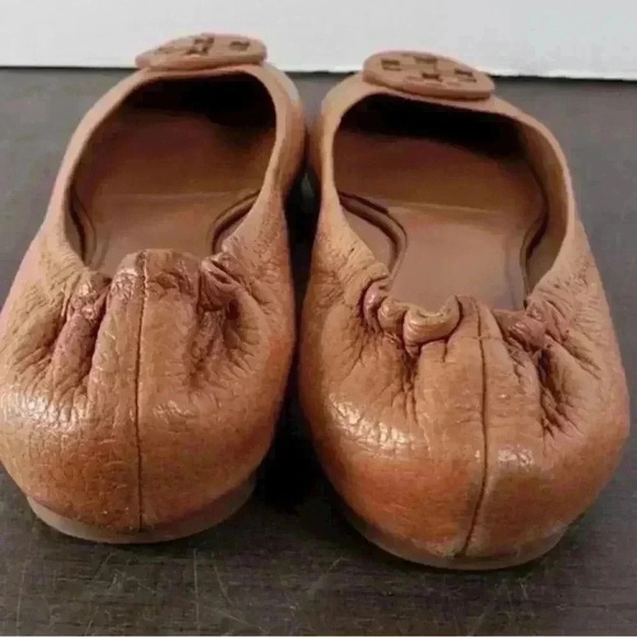 Tory Burch REVA Pebbled Leather Carmel Brown Ballet Flat Size 9.5 - Picture 3 of 5